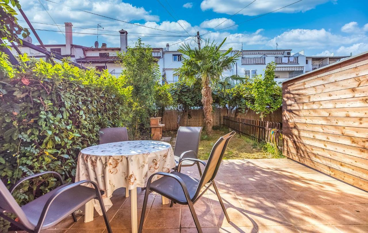 Dubravka Apartment Porec Bagian luar foto