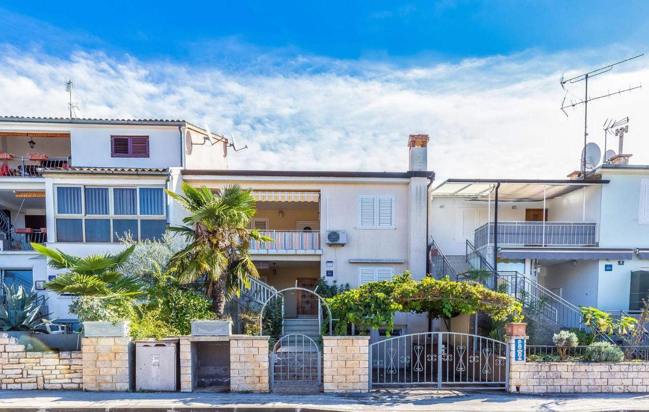 Dubravka Apartment Porec Bagian luar foto